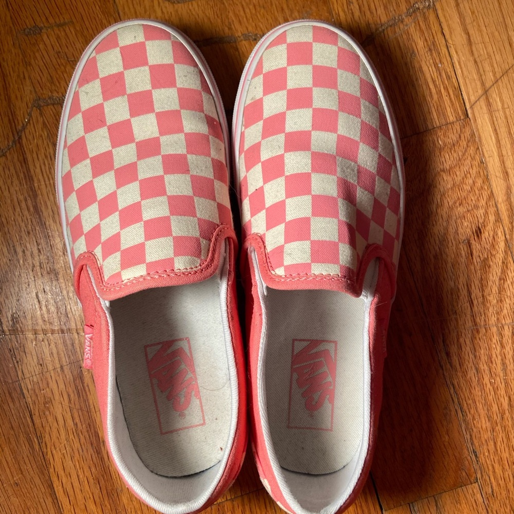 light pink checkered vans